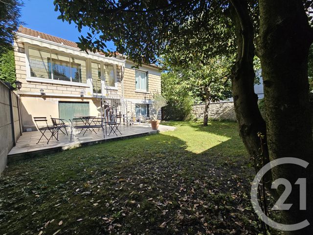 maison à vendre - 7 pièces - 174.67 m2 - ST MAUR DES FOSSES - 94 - ILE-DE-FRANCE - Century 21 Immo Bac