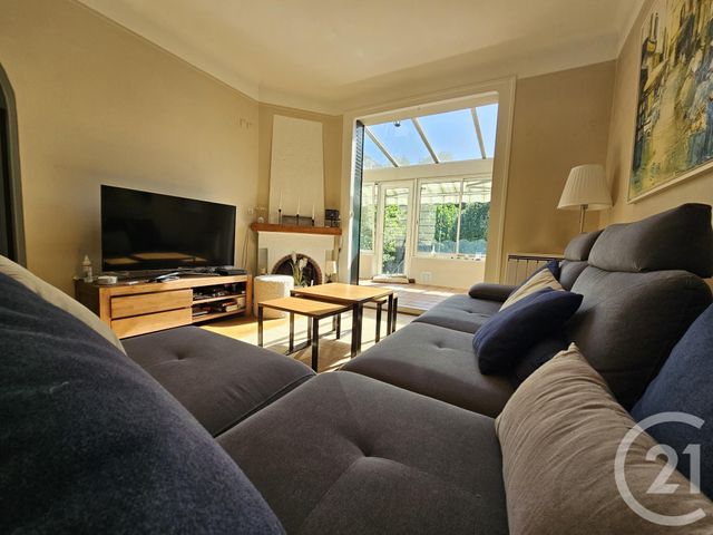 Afficher la photo en grand maison à vendre - 7 pièces - 174.67 m2 - ST MAUR DES FOSSES - 94 - ILE-DE-FRANCE - Century 21 Immo Bac