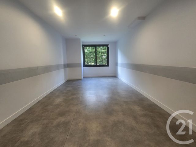 commerce à vendre - 201.61 m2 - ST MAUR DES FOSSES - 94 - ILE-DE-FRANCE - Century 21 Immo Bac