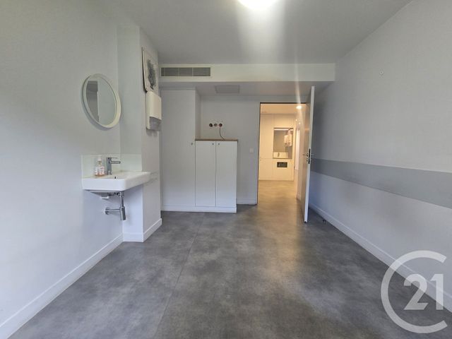 commerce à vendre - 201.61 m2 - ST MAUR DES FOSSES - 94 - ILE-DE-FRANCE - Century 21 Immo Bac