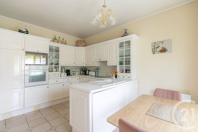 maison à vendre - 7 pièces - 154.32 m2 - LA VARENNE ST HILAIRE - 94 - ILE-DE-FRANCE - Century 21 Immo Bac