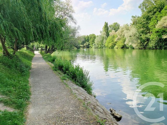 maison à vendre - 7 pièces - 154.32 m2 - ST MAUR DES FOSSES - 94 - ILE-DE-FRANCE - Century 21 Immo Bac