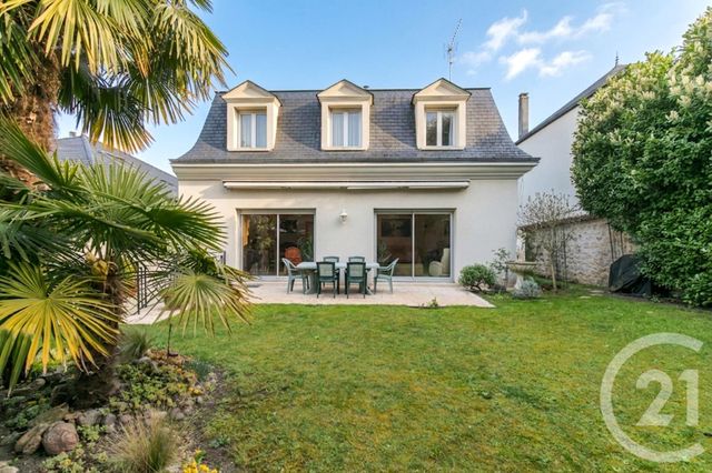 maison à vendre - 7 pièces - 154.32 m2 - LA VARENNE ST HILAIRE - 94 - ILE-DE-FRANCE - Century 21 Immo Bac