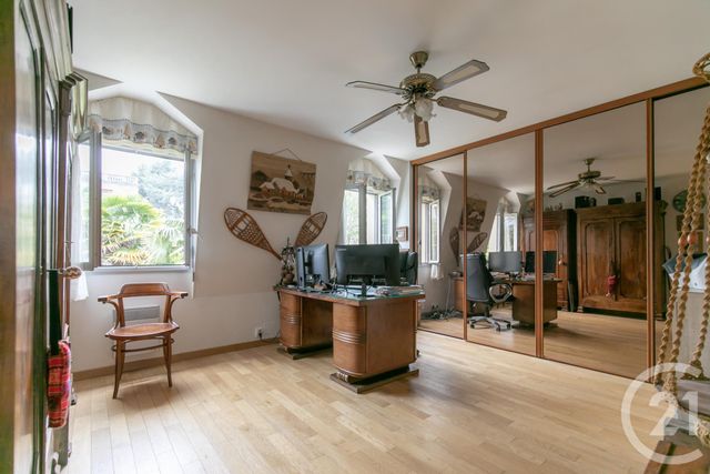 maison à vendre - 7 pièces - 154.32 m2 - LA VARENNE ST HILAIRE - 94 - ILE-DE-FRANCE - Century 21 Immo Bac