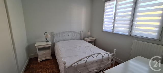 Appartement F2 à louer - 2 pièces - 39.2 m2 - ST MAUR DES FOSSES - 94 - ILE-DE-FRANCE - Century 21 Immo Bac