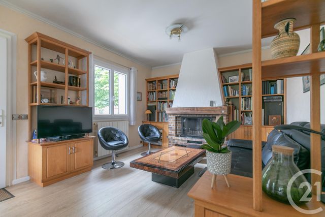 maison à vendre - 5 pièces - 102.6 m2 - ST MAUR DES FOSSES - 94 - ILE-DE-FRANCE - Century 21 Immo Bac