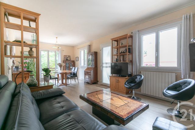 maison à vendre - 5 pièces - 102.6 m2 - ST MAUR DES FOSSES - 94 - ILE-DE-FRANCE - Century 21 Immo Bac