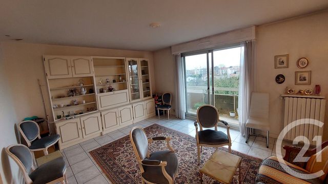 Appartement F3 à vendre - 3 pièces - 56.81 m2 - ST MAUR DES FOSSES - 94 - ILE-DE-FRANCE - Century 21 Immo Bac