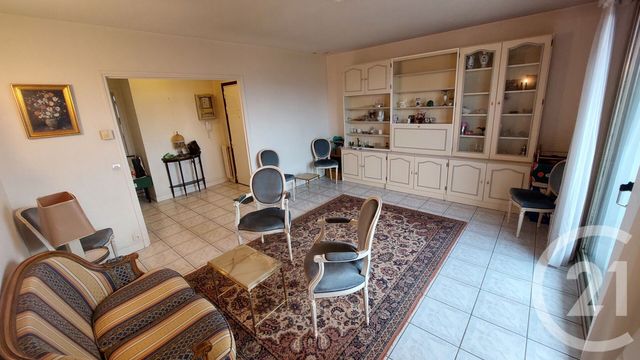 Appartement F3 à vendre - 3 pièces - 56.81 m2 - ST MAUR DES FOSSES - 94 - ILE-DE-FRANCE - Century 21 Immo Bac