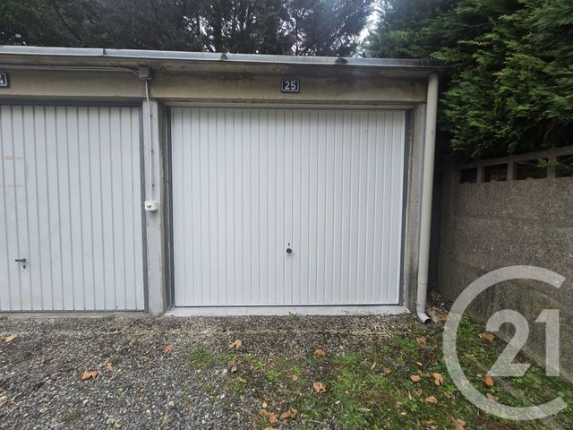 Afficher la photo en grand parking à vendre - 12.23 m2 - LA VARENNE ST HILAIRE - 94 - ILE-DE-FRANCE - Century 21 Immo Bac