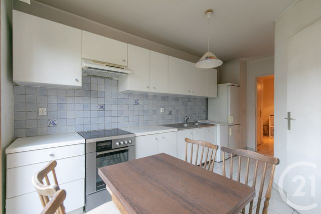 Appartement F5 à vendre - 5 pièces - 100.92 m2 - ST MAUR DES FOSSES - 94 - ILE-DE-FRANCE - Century 21 Immo Bac