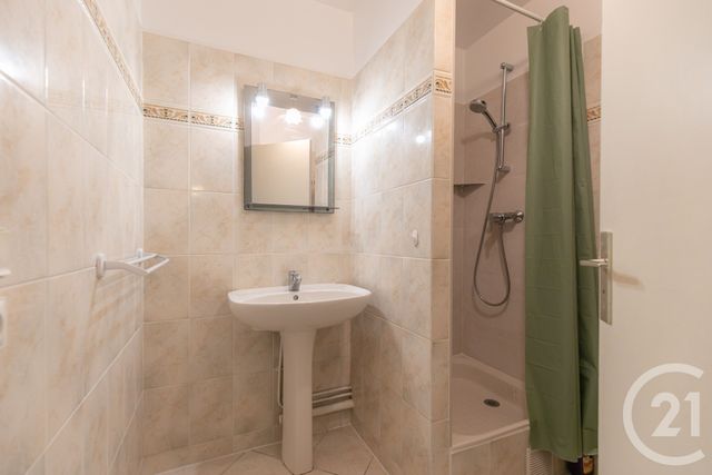 Appartement F5 à vendre - 5 pièces - 100.92 m2 - ST MAUR DES FOSSES - 94 - ILE-DE-FRANCE - Century 21 Immo Bac