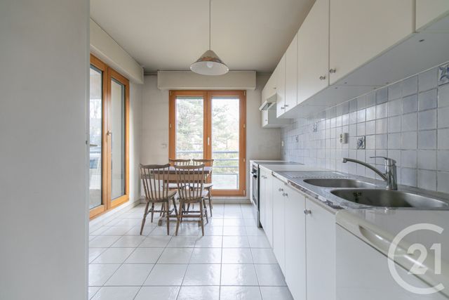 Appartement F5 à vendre - 5 pièces - 100.92 m2 - ST MAUR DES FOSSES - 94 - ILE-DE-FRANCE - Century 21 Immo Bac