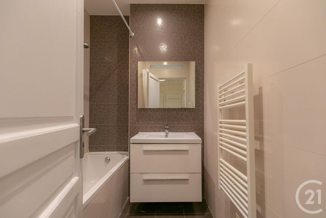 Appartement F3 à vendre - 3 pièces - 66.38 m2 - ST MANDE - 94 - ILE-DE-FRANCE - Century 21 Immo Bac