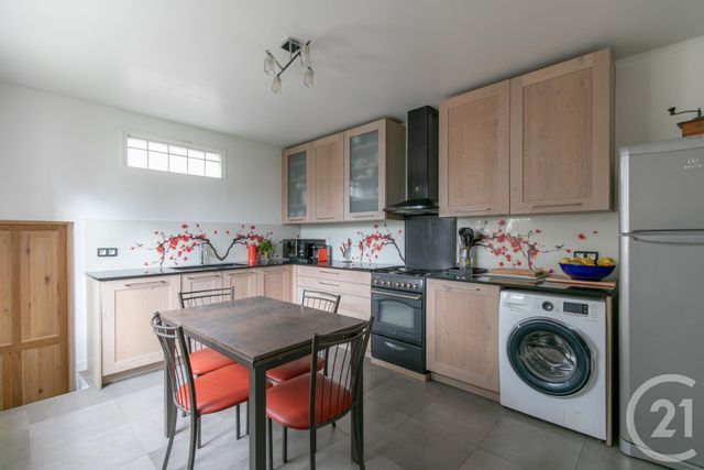 maison à vendre - 6 pièces - 113.86 m2 - ST MAUR DES FOSSES - 94 - ILE-DE-FRANCE - Century 21 Immo Bac