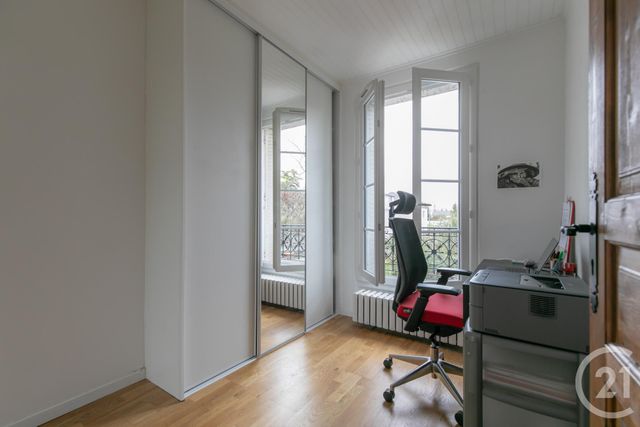 maison à vendre - 6 pièces - 113.86 m2 - ST MAUR DES FOSSES - 94 - ILE-DE-FRANCE - Century 21 Immo Bac