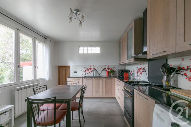 maison à vendre - 6 pièces - 113.86 m2 - ST MAUR DES FOSSES - 94 - ILE-DE-FRANCE - Century 21 Immo Bac