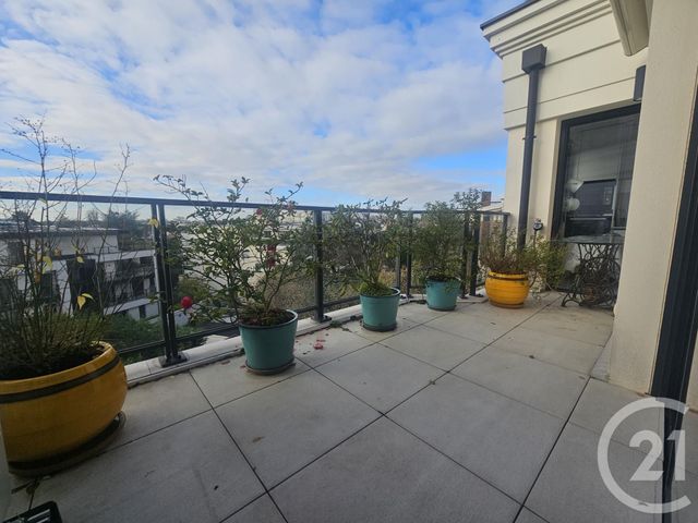 Appartement F3 à vendre - 3 pièces - 70.35 m2 - ST MAUR DES FOSSES - 94 - ILE-DE-FRANCE - Century 21 Immo Bac