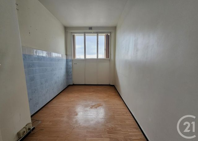 Appartement F2 à vendre - 2 pièces - 42.75 m2 - ST MAUR DES FOSSES - 94 - ILE-DE-FRANCE - Century 21 Immo Bac