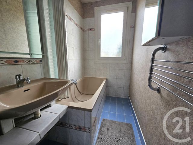 Appartement F3 à vendre - 3 pièces - 48.74 m2 - CHAMPIGNY SUR MARNE - 94 - ILE-DE-FRANCE - Century 21 Immo Bac