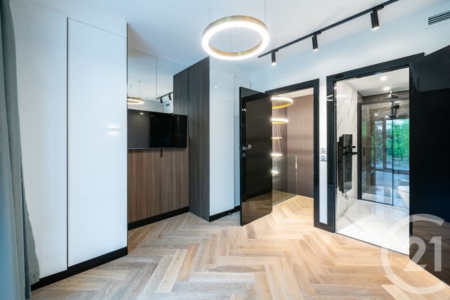 Appartement F4 à vendre - 5 pièces - 82.26 m2 - LA VARENNE ST HILAIRE - 94 - ILE-DE-FRANCE - Century 21 Immo Bac