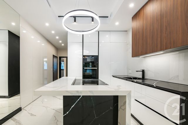 Appartement F4 à vendre - 5 pièces - 82.26 m2 - LA VARENNE ST HILAIRE - 94 - ILE-DE-FRANCE - Century 21 Immo Bac