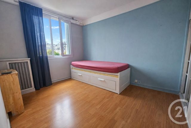 Appartement F4 à vendre - 4 pièces - 59.33 m2 - ST MAUR DES FOSSES - 94 - ILE-DE-FRANCE - Century 21 Immo Bac