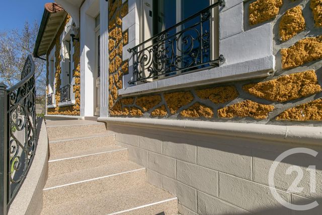 maison à vendre - 6 pièces - 150.32 m2 - SUCY EN BRIE - 94 - ILE-DE-FRANCE - Century 21 Immo Bac