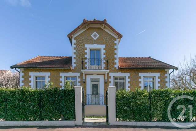 maison à vendre - 6 pièces - 150.32 m2 - SUCY EN BRIE - 94 - ILE-DE-FRANCE - Century 21 Immo Bac