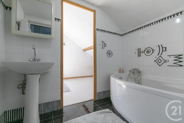 maison à vendre - 6 pièces - 150.32 m2 - SUCY EN BRIE - 94 - ILE-DE-FRANCE - Century 21 Immo Bac