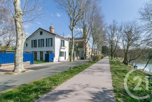 maison à vendre - 5 pièces - 110.19 m2 - ST MAUR DES FOSSES - 94 - ILE-DE-FRANCE - Century 21 Immo Bac