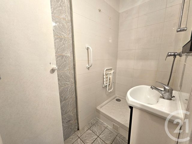 Appartement F3 à vendre - 3 pièces - 51.85 m2 - CRETEIL - 94 - ILE-DE-FRANCE - Century 21 Immo Bac