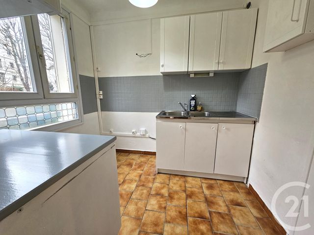 Appartement F3 à vendre - 3 pièces - 51.85 m2 - CRETEIL - 94 - ILE-DE-FRANCE - Century 21 Immo Bac