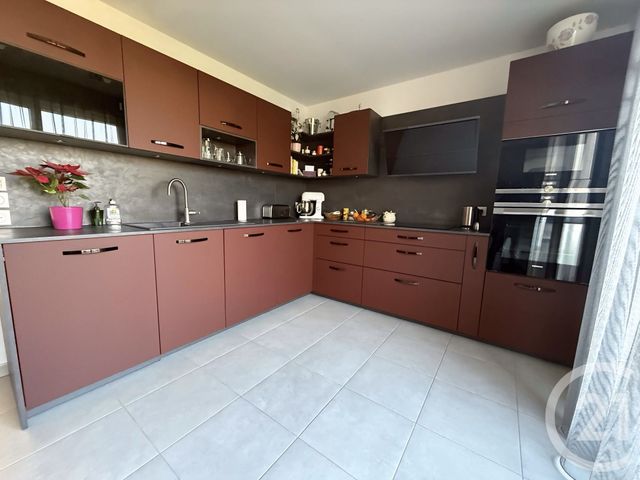 Appartement F5 à vendre - 5 pièces - 98.4 m2 - LA VARENNE ST HILAIRE - 94 - ILE-DE-FRANCE - Century 21 Immo Bac
