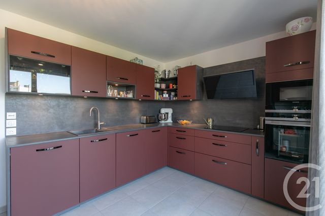 Appartement F5 à vendre - 5 pièces - 96.83 m2 - LA VARENNE ST HILAIRE - 94 - ILE-DE-FRANCE - Century 21 Immo Bac