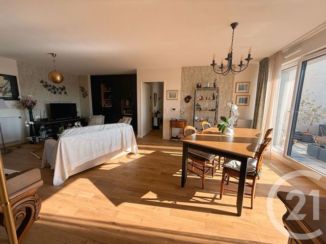 Appartement F5 à vendre - 5 pièces - 98.4 m2 - LA VARENNE ST HILAIRE - 94 - ILE-DE-FRANCE - Century 21 Immo Bac