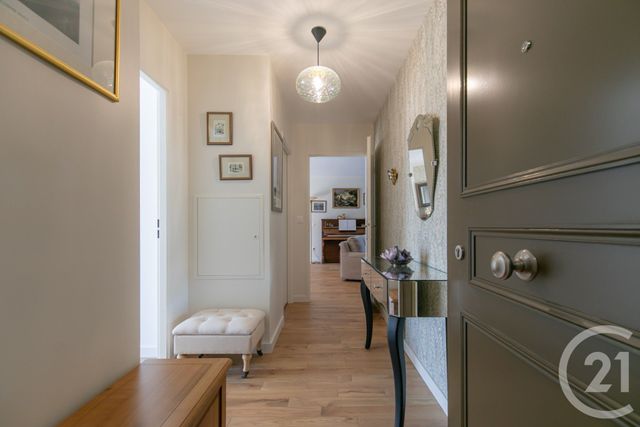 Appartement F5 à vendre - 5 pièces - 96.83 m2 - LA VARENNE ST HILAIRE - 94 - ILE-DE-FRANCE - Century 21 Immo Bac