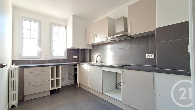 Appartement F2 à vendre - 2 pièces - 57.03 m2 - ST MAUR DES FOSSES - 94 - ILE-DE-FRANCE - Century 21 Immo Bac
