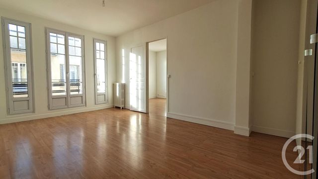 Appartement F2 à vendre - 2 pièces - 57.03 m2 - ST MAUR DES FOSSES - 94 - ILE-DE-FRANCE - Century 21 Immo Bac