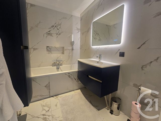 Appartement F5 à vendre - 5 pièces - 123.22 m2 - MAISONS ALFORT - 94 - ILE-DE-FRANCE - Century 21 Immo Bac