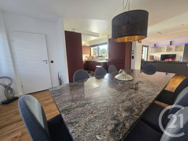Appartement F5 à vendre - 5 pièces - 123.22 m2 - MAISONS ALFORT - 94 - ILE-DE-FRANCE - Century 21 Immo Bac