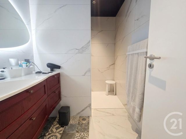 Appartement F5 à vendre - 5 pièces - 123.22 m2 - MAISONS ALFORT - 94 - ILE-DE-FRANCE - Century 21 Immo Bac