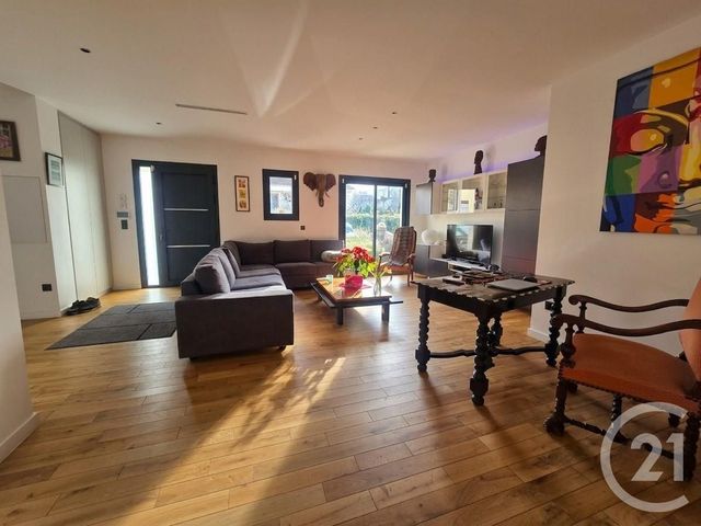 Appartement F5 à vendre - 5 pièces - 123.22 m2 - MAISONS ALFORT - 94 - ILE-DE-FRANCE - Century 21 Immo Bac