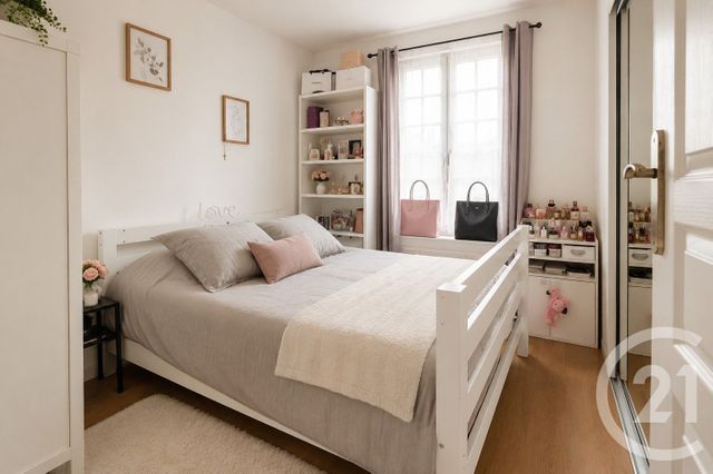 Appartement F3 à vendre - 3 pièces - 50.82 m2 - LA VARENNE ST HILAIRE - 94 - ILE-DE-FRANCE - Century 21 Immo Bac