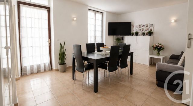 Appartement F3 à vendre - 3 pièces - 50.82 m2 - LA VARENNE ST HILAIRE - 94 - ILE-DE-FRANCE - Century 21 Immo Bac