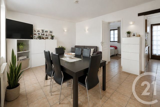 Appartement F3 à vendre - 3 pièces - 50.82 m2 - LA VARENNE ST HILAIRE - 94 - ILE-DE-FRANCE - Century 21 Immo Bac