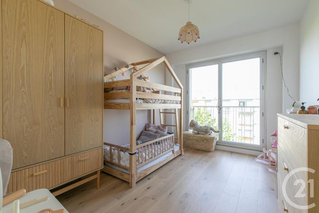 Appartement F5 à vendre - 5 pièces - 100.22 m2 - ST MAUR DES FOSSES - 94 - ILE-DE-FRANCE - Century 21 Immo Bac