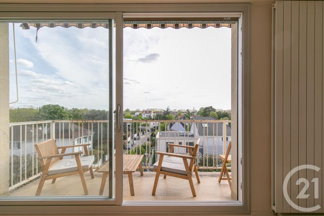 Appartement F5 à vendre - 5 pièces - 100.22 m2 - ST MAUR DES FOSSES - 94 - ILE-DE-FRANCE - Century 21 Immo Bac