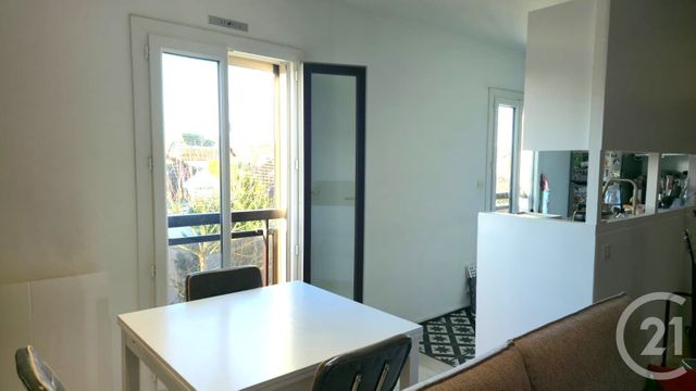 Appartement F4 à vendre - 4 pièces - 59.66 m2 - ST MAUR DES FOSSES - 94 - ILE-DE-FRANCE - Century 21 Immo Bac