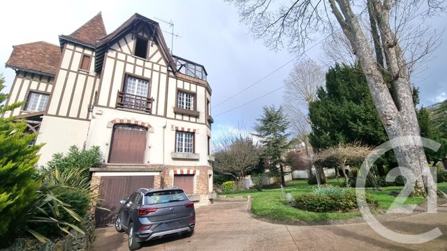 Maison à vendre LA VARENNE ST HILAIRE